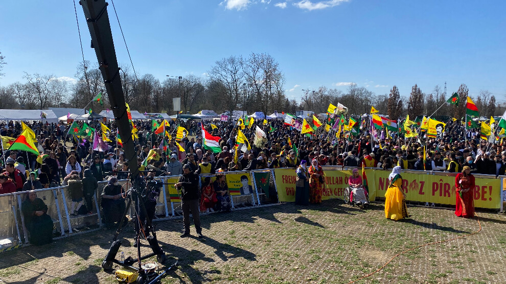 Frankfurt'ta Newroz coşkusu başladı AVEGKON
